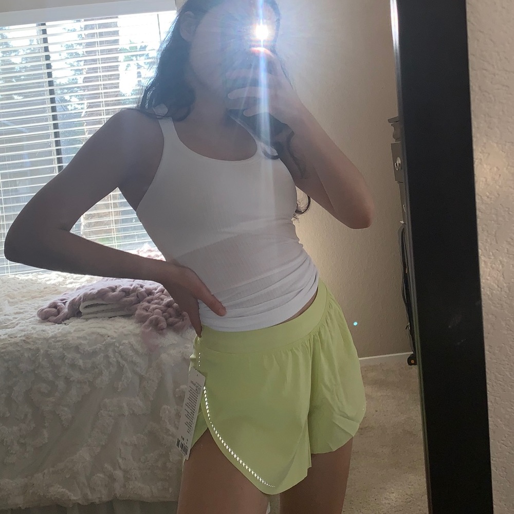 Lululemon find your pace shorts 3"